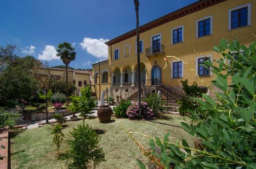 Lucca Italy Trip Discount Code Booking.com