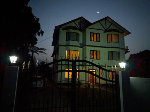 Darjeeling India Trip Discount Code Booking.com