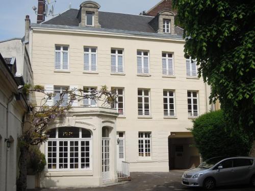 Saint-Quentin France Trip Discount Code Agoda.com