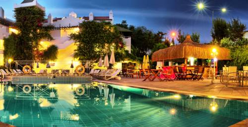 Kuşadası Turkey Trip Discount Code Booking.com